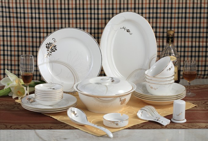 Színes üvegezésű fejlett csont porcelán öltöny PC0071