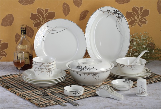 Zaawansowana Porcelana kostna z kolorowym szkliwem PC0037